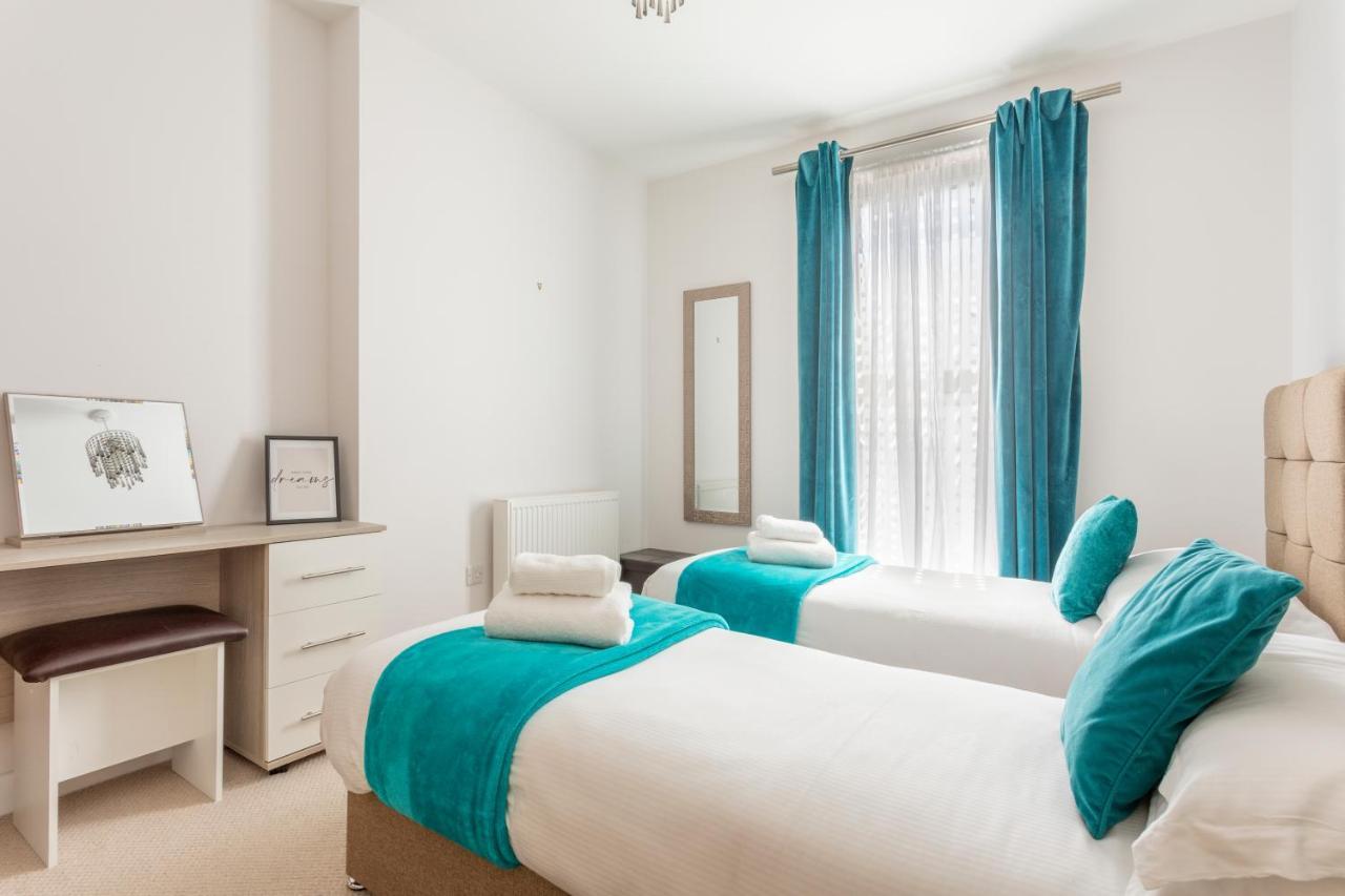 1 Bed Apartment - Redhill Central, Surrey, Gatwick #3 Exteriér fotografie